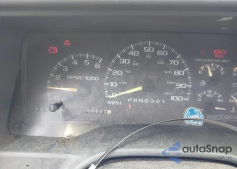 1997 Chevrolet C1500 Fleetside z USA, uszkodzony, nr VIN 1GCEC19M4VE159235